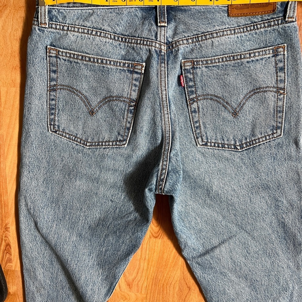 Levi's Classic Wedgie Blue Jeans with Brown Leather Patch sz 27 - Picture 9 of 11